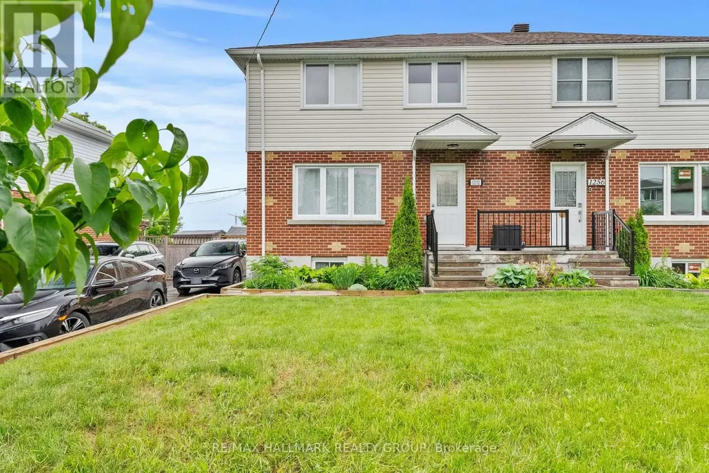 1252 Kingston Avenue Ottawa ON K1Z 8K6