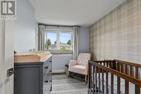 1252 Kingston Avenue Ottawa ON K1Z 8K6
