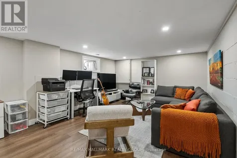 1252 Kingston Avenue Ottawa ON K1Z 8K6