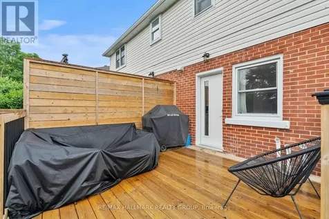 1252 Kingston Avenue Ottawa ON K1Z 8K6
