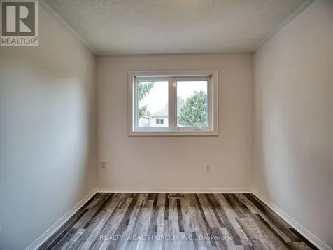 11 Birchcliffe Drive Brampton (heart Lake East) ON L6Z 4T3