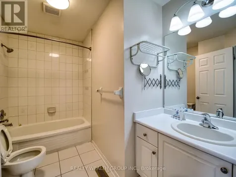 11 Birchcliffe Drive Brampton (heart Lake East) ON L6Z 4T3
