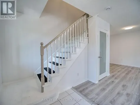 11 Birchcliffe Drive Brampton (heart Lake East) ON L6Z 4T3