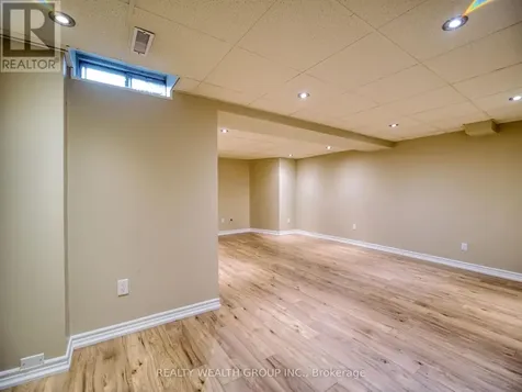 11 Birchcliffe Drive Brampton (heart Lake East) ON L6Z 4T3