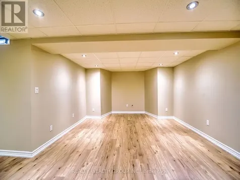 11 Birchcliffe Drive Brampton (heart Lake East) ON L6Z 4T3