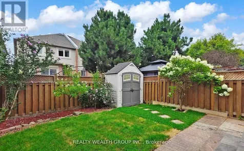 11 Birchcliffe Drive Brampton (heart Lake East) ON L6Z 4T3