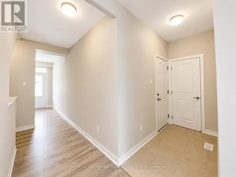 27 Pumice Place Ottawa ON K2J 7H4