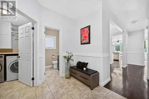 29 Mattawa Crescent Ottawa ON K2M 2E8