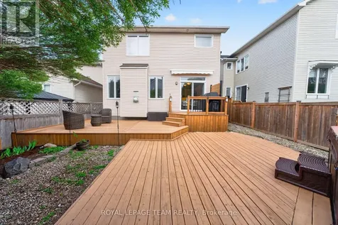 29 Mattawa Crescent Ottawa ON K2M 2E8