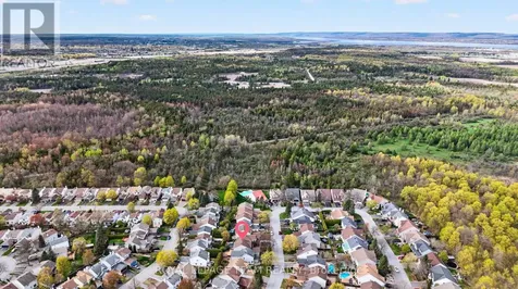 29 Mattawa Crescent Ottawa ON K2M 2E8