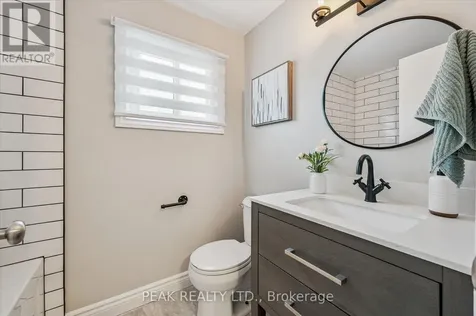 694 Highpoint Avenue Waterloo ON N2V 1G9