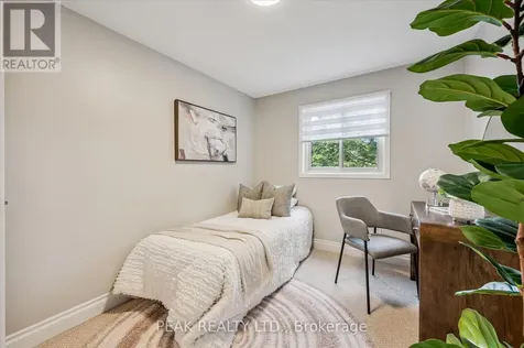 694 Highpoint Avenue Waterloo ON N2V 1G9