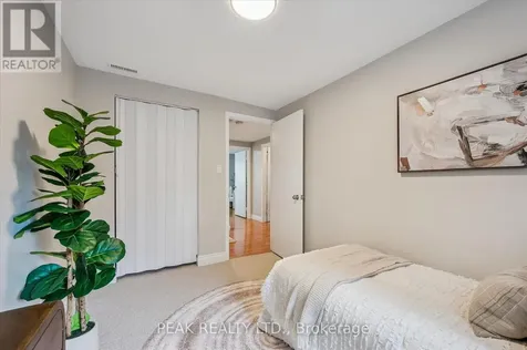 694 Highpoint Avenue Waterloo ON N2V 1G9
