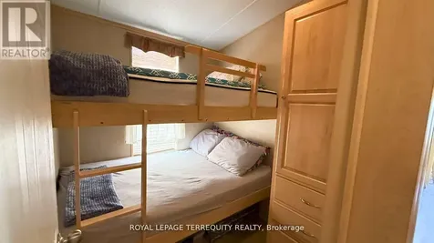 328 Rockview Selwyn ON K0L 2H0