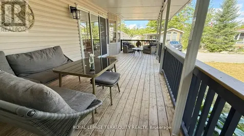 328 Rockview Selwyn ON K0L 2H0