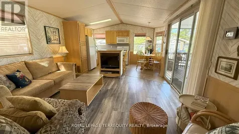 328 Rockview Selwyn ON K0L 2H0