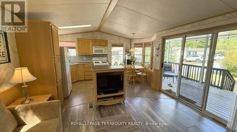 328 Rockview Selwyn ON K0L 2H0