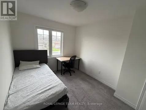 195 Kimpton Drive Ottawa ON K2S 2H9