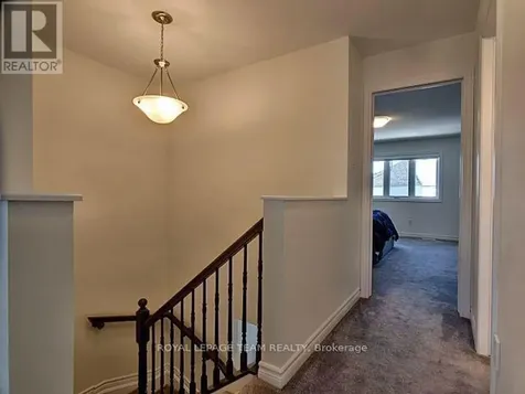 195 Kimpton Drive Ottawa ON K2S 2H9