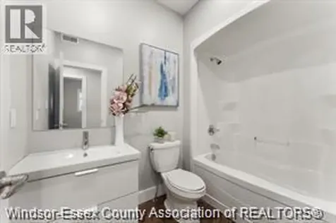 120 Centre Street Essex ON N8M 1P9