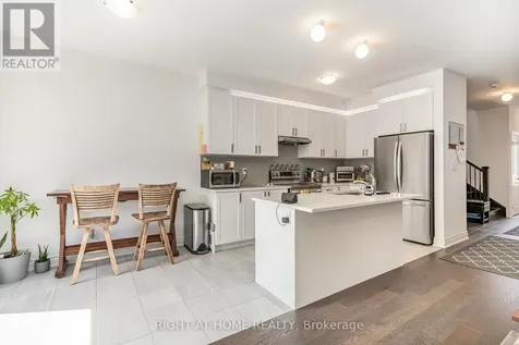 27 Lisa Street Wasaga Beach ON L9Z 0K9