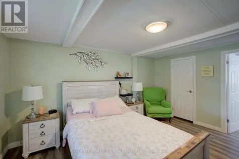 36 Linden Lane Innisfil ON L9S 1N8