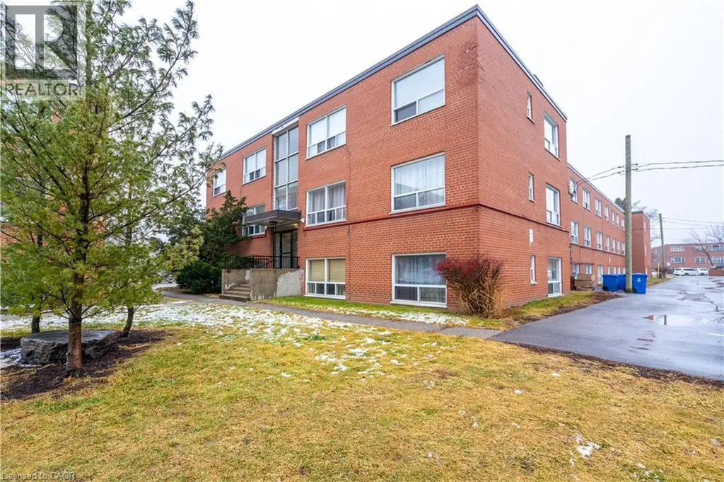 37 Mericourt Road Hamilton ON L8S 2N5