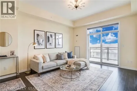 35 Southshore Crescent Stoney Creek ON L8E 0J2