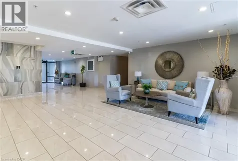 35 Southshore Crescent Stoney Creek ON L8E 0J2