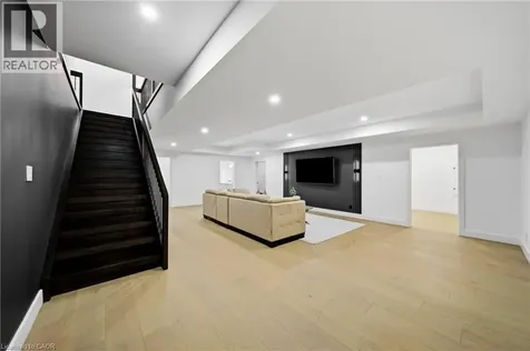 188 Niska Road Guelph ON N1C 1B8