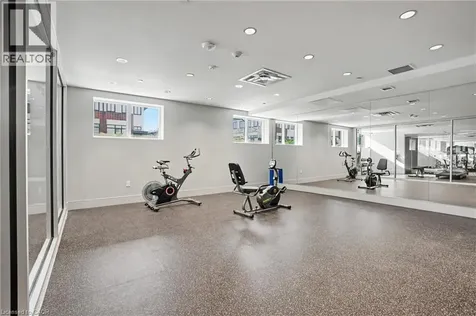 16 Markle Crescent Ancaster ON L9G 0H4