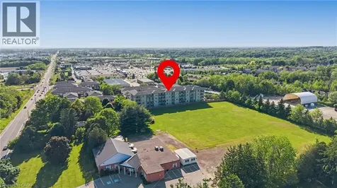 16 Markle Crescent Ancaster ON L9G 0H4