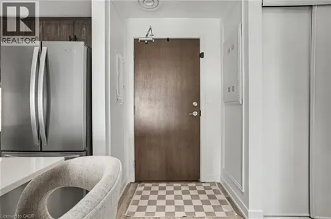 16 Markle Crescent Ancaster ON L9G 0H4