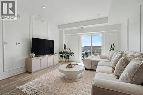 16 Markle Crescent Ancaster ON L9G 0H4