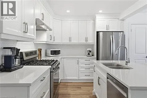 29 Schuyler Street Paris ON N3L 0J2