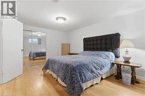 61 San Pedro Drive Hamilton ON L9C 2C4