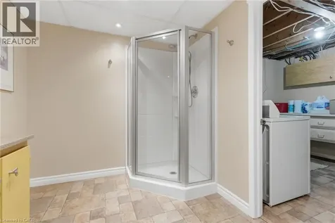 61 San Pedro Drive Hamilton ON L9C 2C4