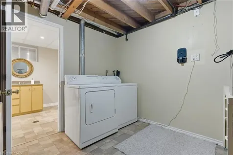 61 San Pedro Drive Hamilton ON L9C 2C4