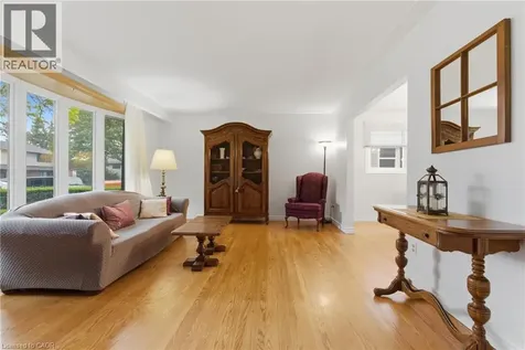 61 San Pedro Drive Hamilton ON L9C 2C4