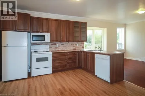 52 Cedar Avenue Hamilton ON L8M 3A5