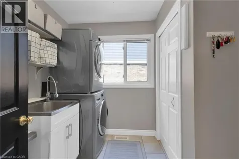 64 Woodview Crescent Kitchener ON N2A 3E3