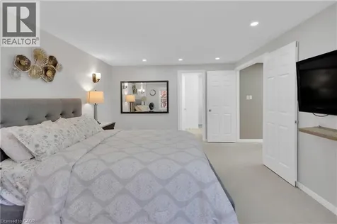 64 Woodview Crescent Kitchener ON N2A 3E3