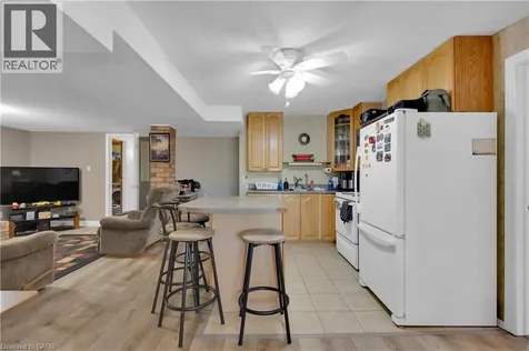 64 Woodview Crescent Kitchener ON N2A 3E3