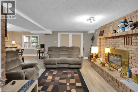 64 Woodview Crescent Kitchener ON N2A 3E3