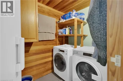 64 Woodview Crescent Kitchener ON N2A 3E3