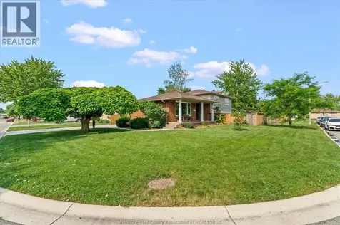 146 Atlantic Avenue Amherstburg ON N9V 3K7