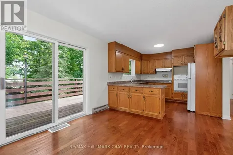 716 Dominion Avenue Midland ON L4R 1S6