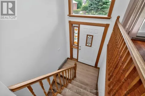 716 Dominion Avenue Midland ON L4R 1S6