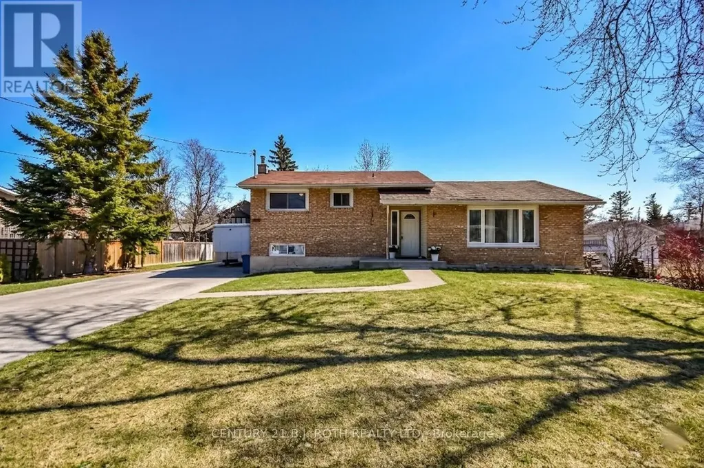 3039 Poplar Road Innisfil ON L9S 2J9