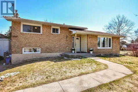 3039 Poplar Road Innisfil ON L9S 2J9